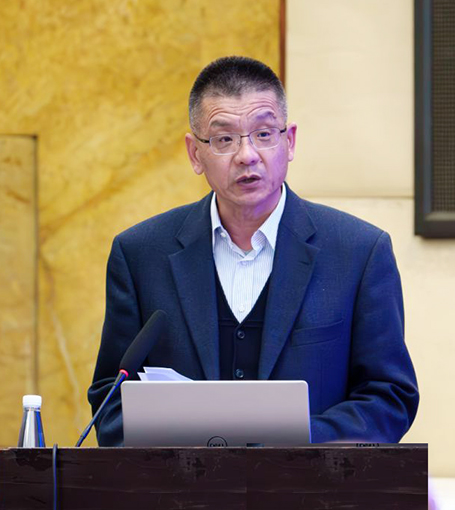 佟明臣.jpg